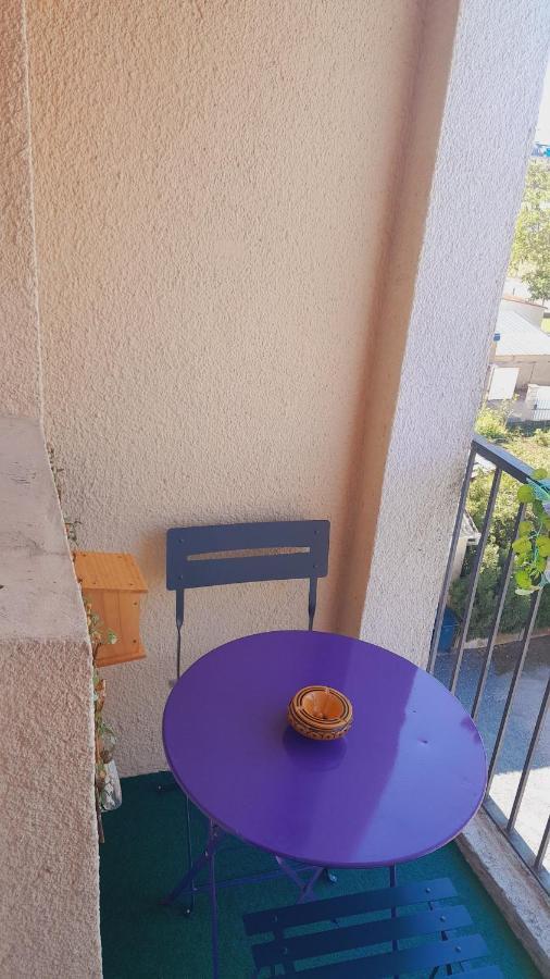 Chateauroux : Bel Appartement Avec Balcon Exterior photo